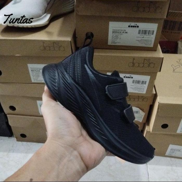 Murah Diadora Kids Mayer Jr Black Shoes Original