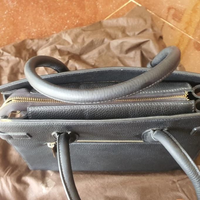 Preloved Buccheri Tas Wanita Mayecca Handbag Hitam