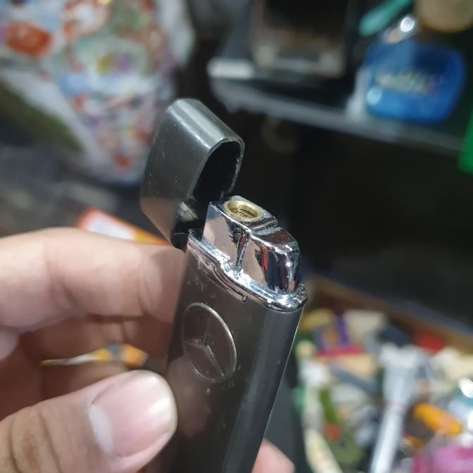 Korek Api Jadul Model Mercedes Vintage