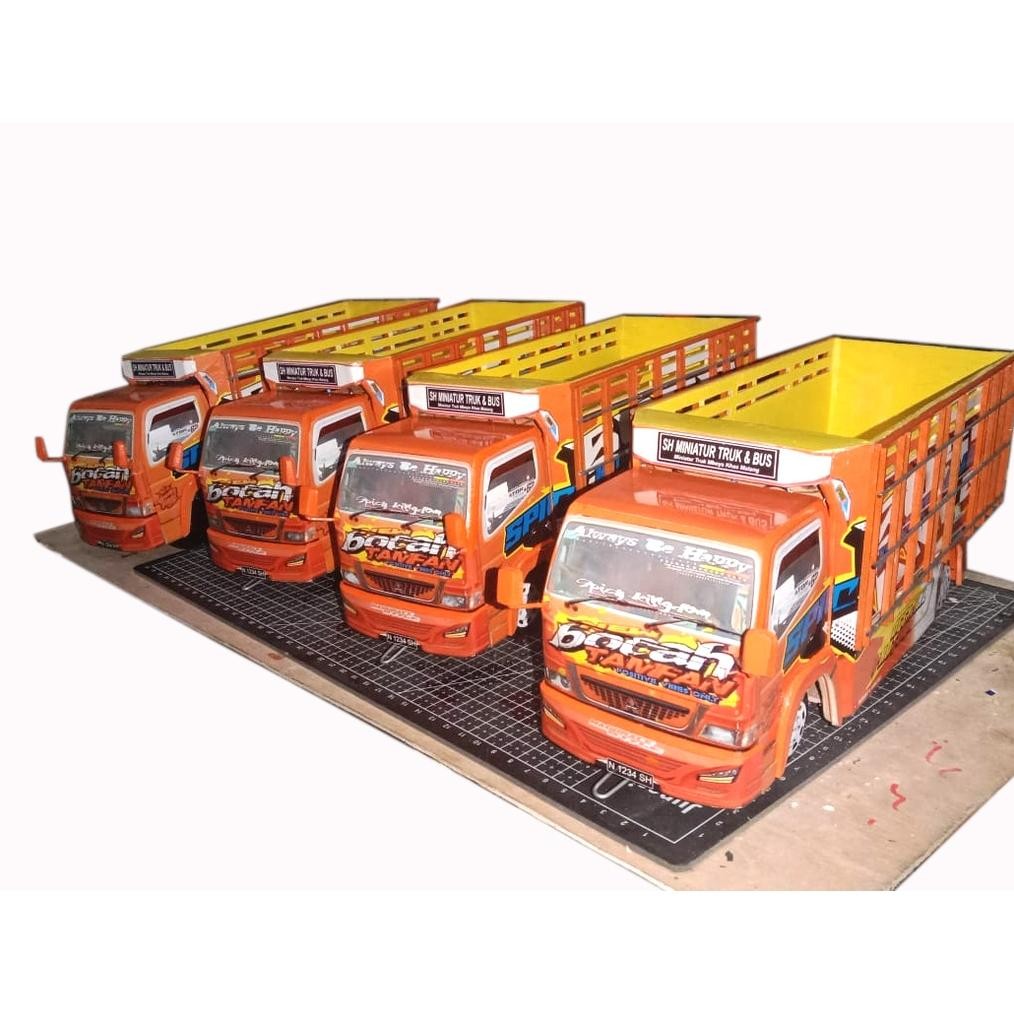 miniatur truk oleng Bocah Tamfan bak 3D