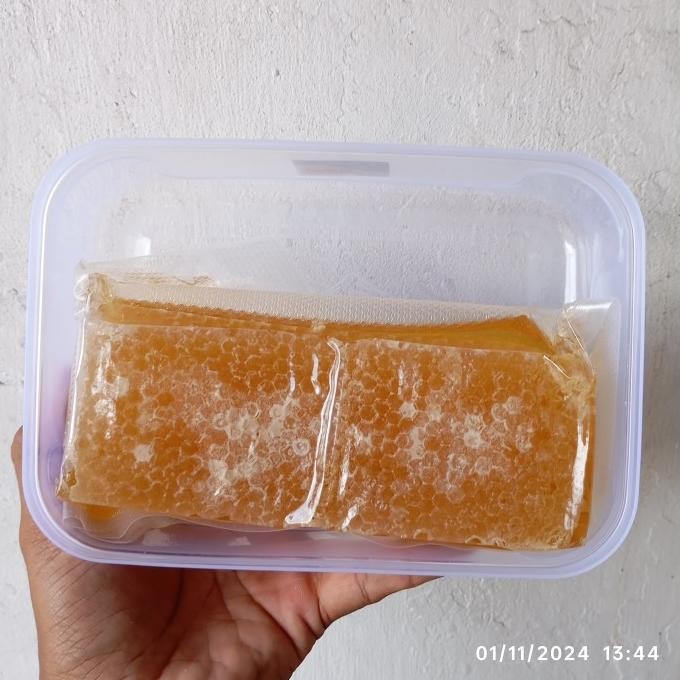 

Madu Sarang Asli Lebah Honeycomb Ms 500Gr Melifera Terlaris