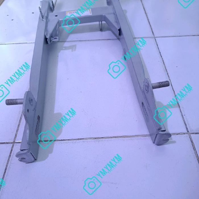 Swing Arm Supra X 125 Silver Tromol Motorcycle Kendaraan Original Dan Terpercaya