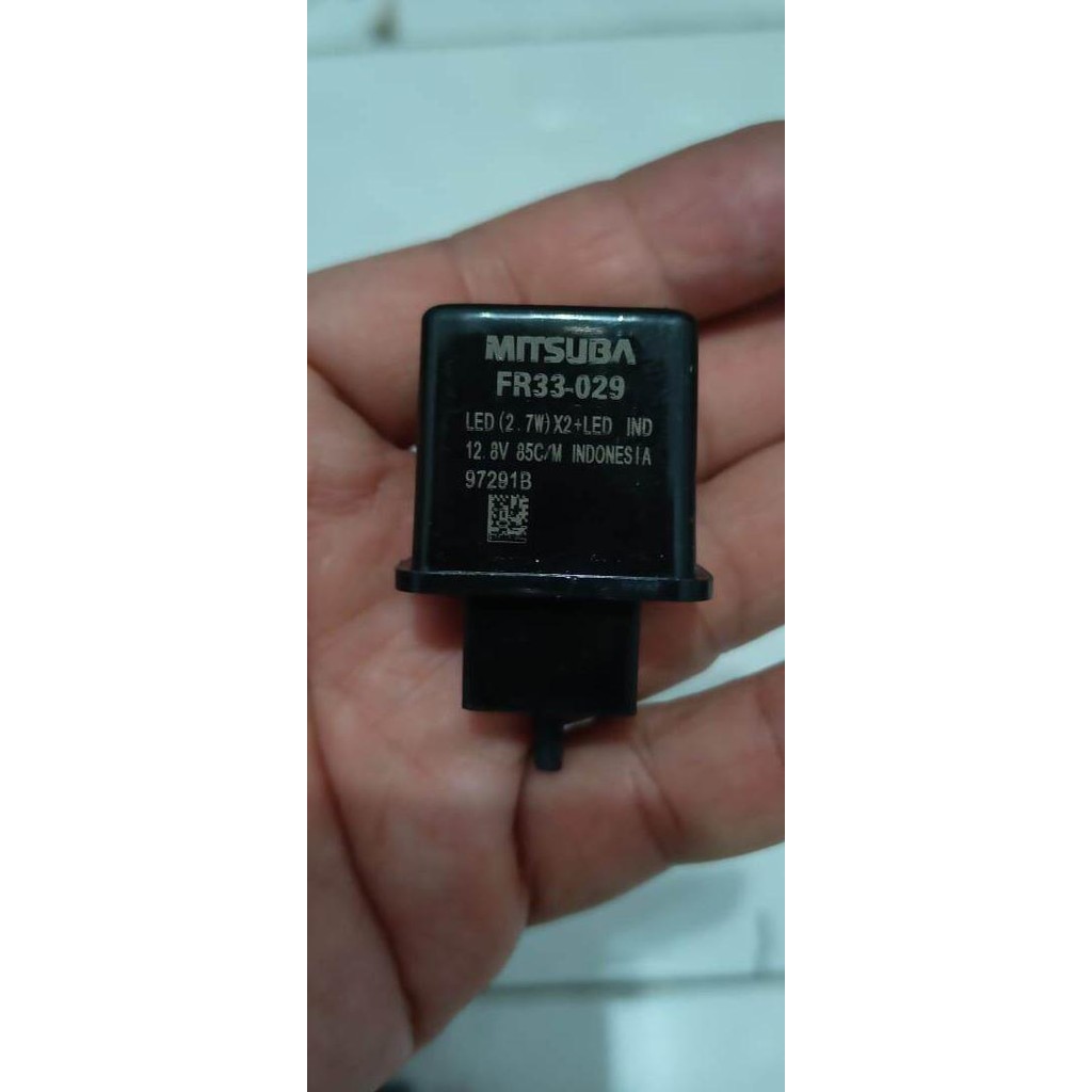 FLASHER LAMPU SEN / RILEY LAMPU SEN / OTOMATIS LAMPU SEN VARIO 125 / 150 LED Original 100%  ASLI HON