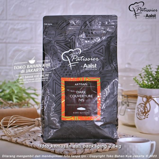 

Sale Patissier Chocolate 74% Dark Couverture 100Gr Repack Dark Cokelat Coin