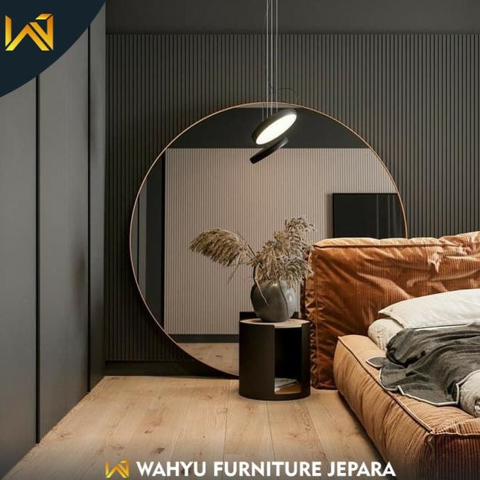 CERMIN BADAN BULAT BESAR