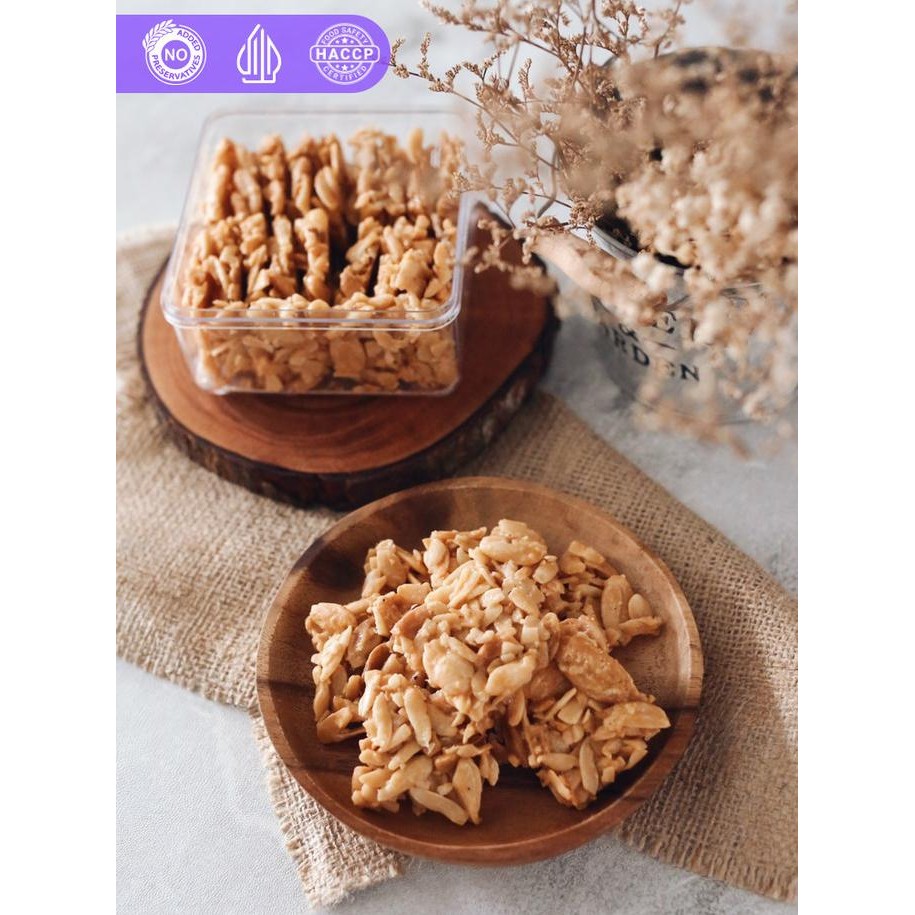 

Grosir Walnut Brittle Kue Kering Misol Netto 271 Gr Kemasan Toples Kotak