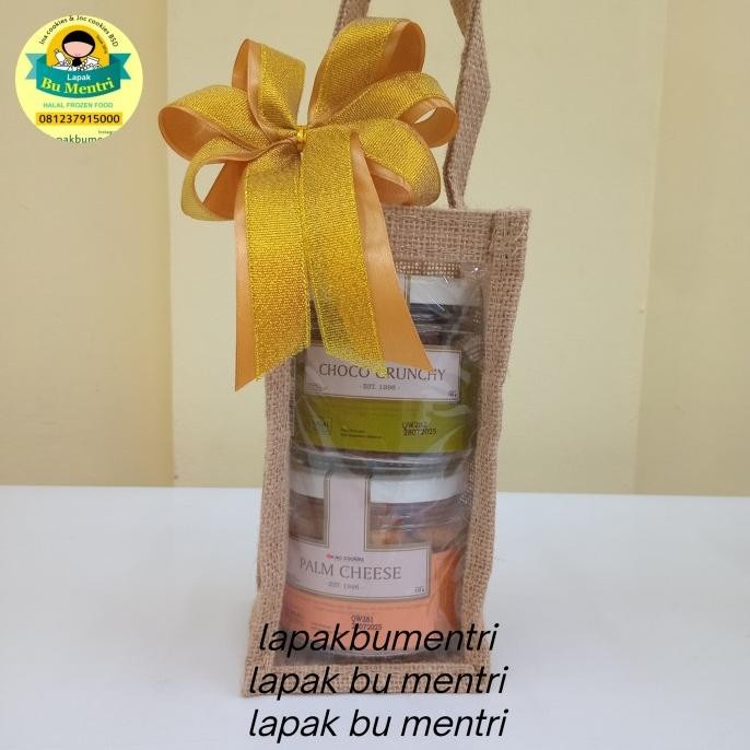 

Sale Hampers Kue Kering Isi 2Jar