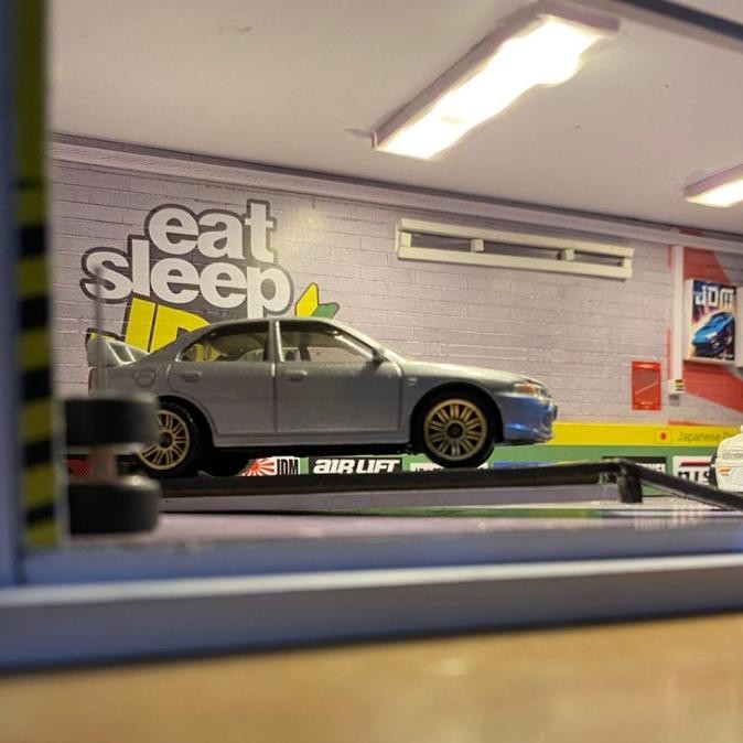Diorama Bengkel JDM Pandalism Skala 64