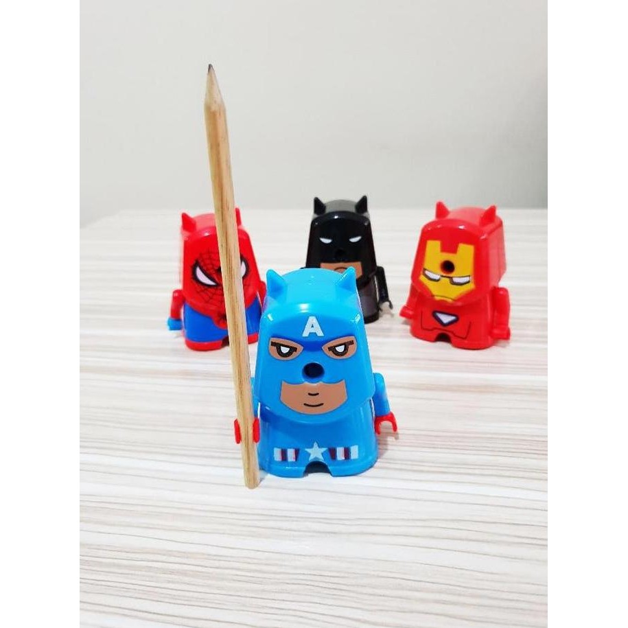 

Terbaru Serutan CAPTAIN AMERICA - Rautan Meja Putar Pensil Karakter Super Hero