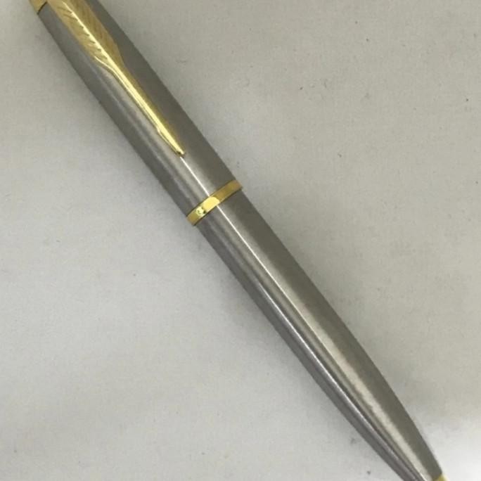 

Tersedia Pulpen Parker Tw Sonet Plus Box Si