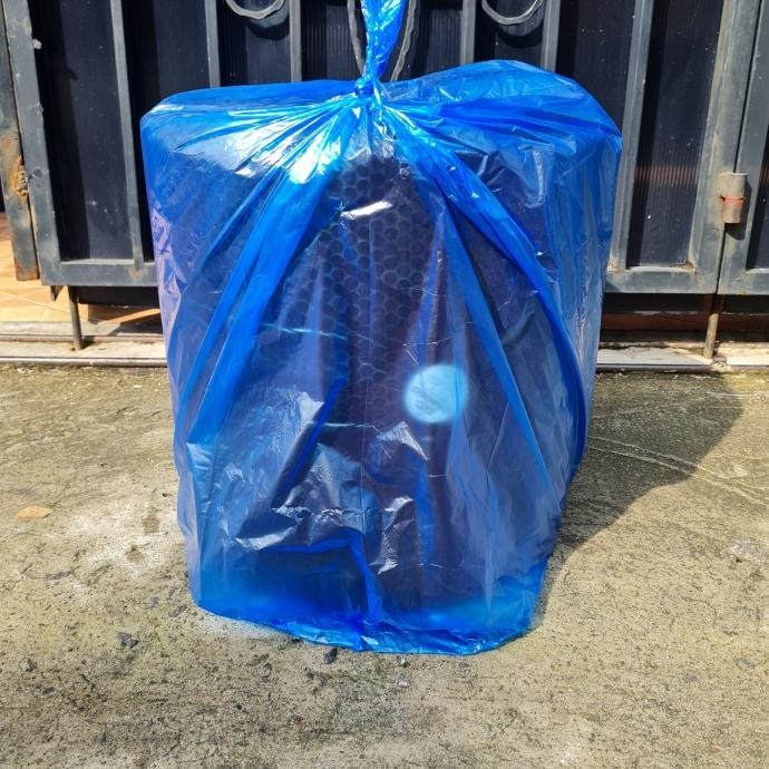 

tersedia bubble wrap black 50m x 41.6cm gmp