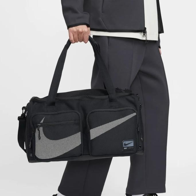 Promo Tas Olahraga Nike Utility Power 2.0 Duffel Bag 31L Hf0654-010 Original