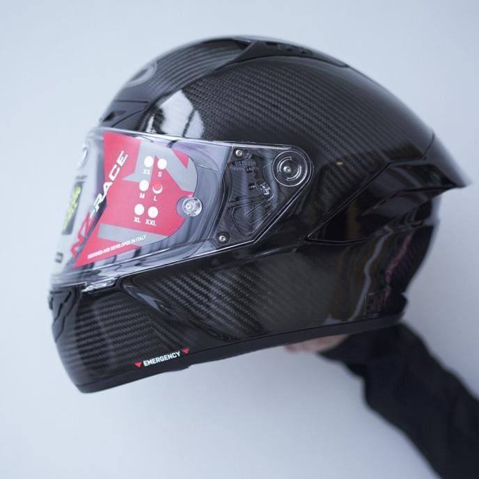 KYT Nz Race Carbon Black