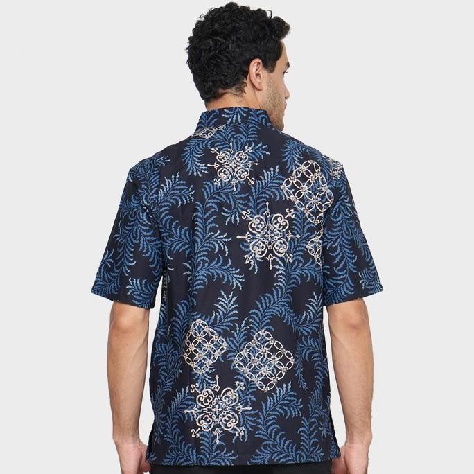 JAYASHREE - Batik Regfit Hiranya Navy Kemeja Batik Pria Lengan Pendek - Baju Batik Dewasa Kerah Ber 
