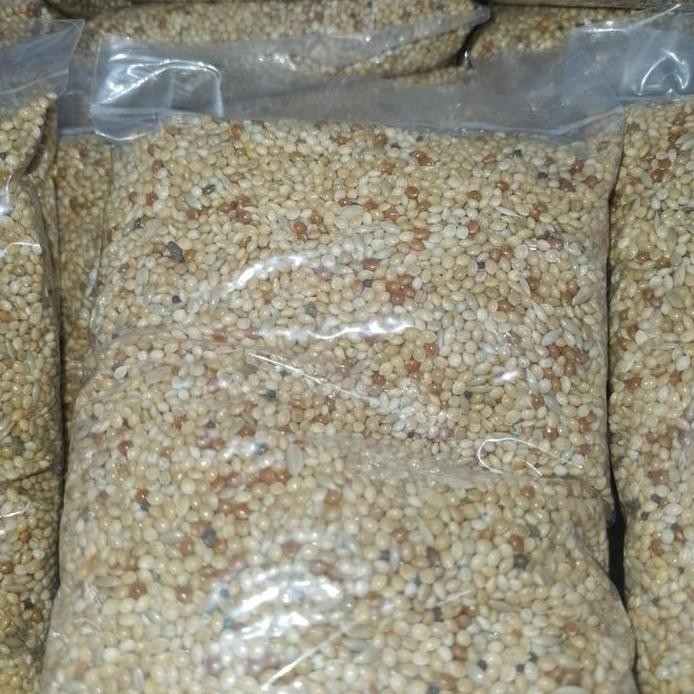 

Terlaris Makanan Burung/Bird Seed Mix Milet Putih&Merah, Biji Kenari, Gabah Padi, Biji Godem250 Gr