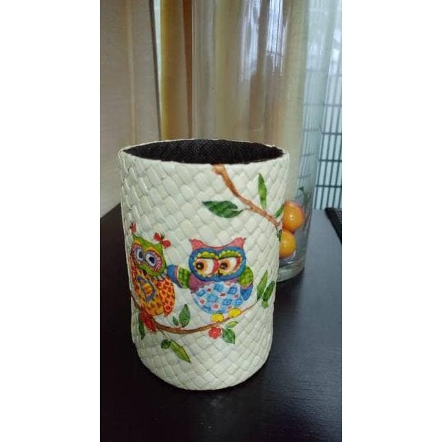 

ready !!! Box Anyaman Pandan Decoupage Tempat Pencil / Souvenir Pernikahan unik