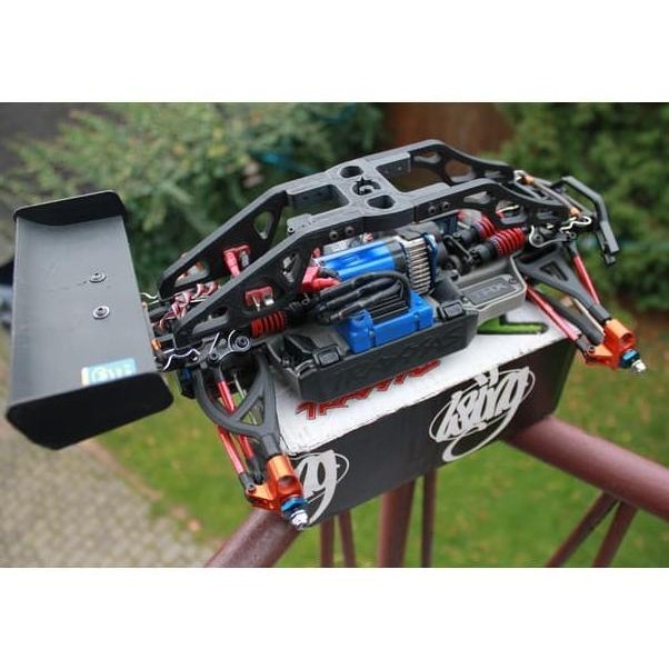 Miliki Traxxas E-Revo, Summit, Slash 1/16 Cage (3D Print)