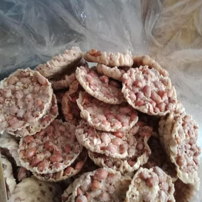 

peyek kacang 250 gram