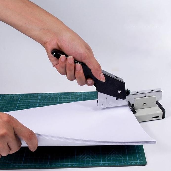 

ready Stapler Penjilid Kertas Kapasitas Besar Stapler Tugas Berat Stapler Penjilid Buku Stapler Tangan Dioperasikan 100/200 Lembar