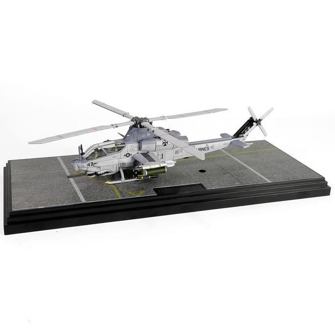 Helicopter Bell AH-1Z Viper U.S. Marine Corps "Revenge" Skala 1:72 Forces of Valor