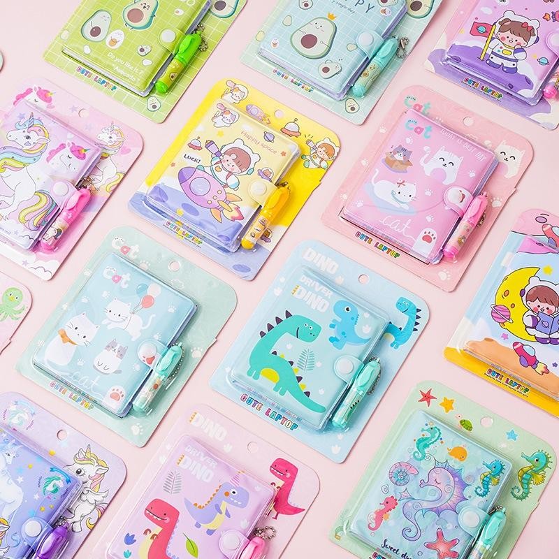 

Wm Buku Dairy + Pulpen Kancing / Catatan Harian Pengingat Tugas Jurnal / Kertas Pesan Memo Diary Karakter Imut / Notebook Mini Pen Alat Tulis Sekolah Anak Dewasa