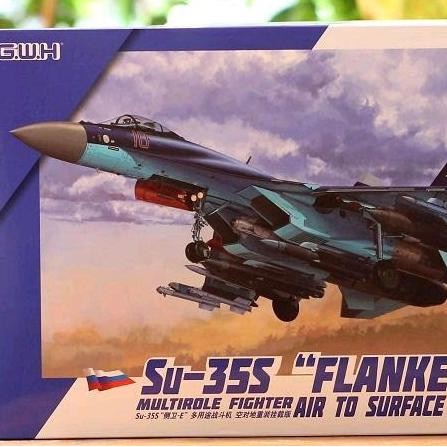 Model kit GWH 1/72 Su35 Flanker