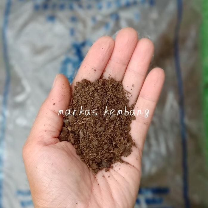 

Terlaris Pupuk Kandang Kotoran Kambing Halus