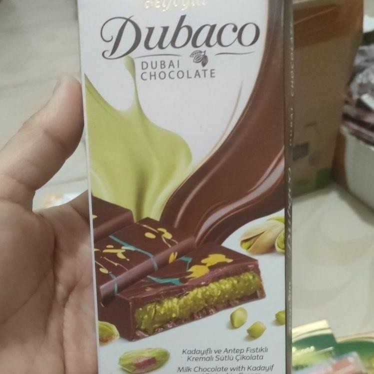 

Dubai Colat Dengan Full Pitachio Dan Unefe