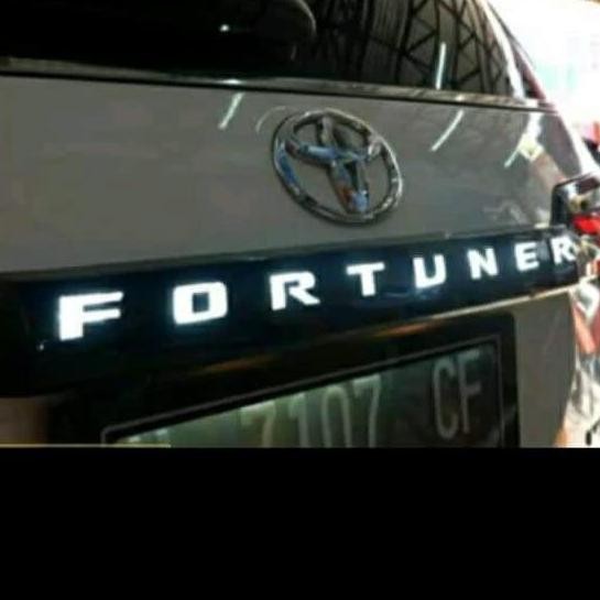 TRUNKLID LED FORTUNER 2012 - 2015