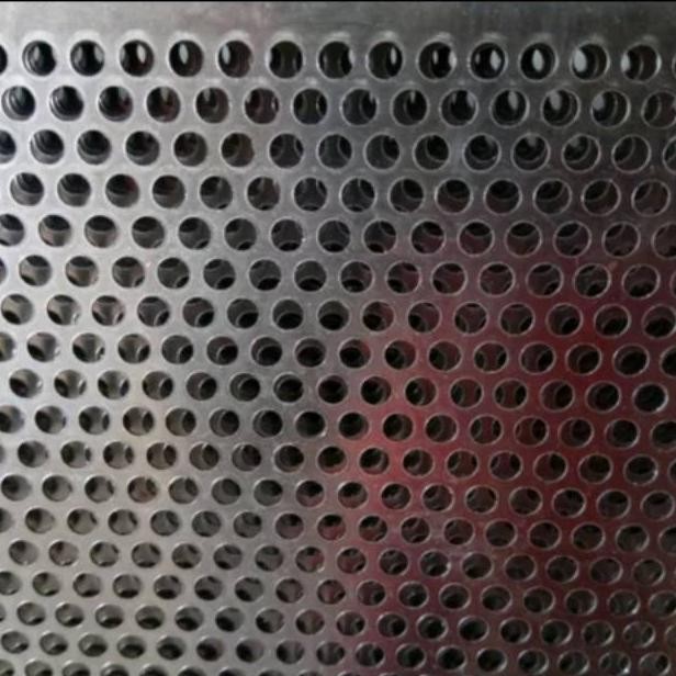 NEW Plat Lubang Besi Bolong Perforated 5mm Ukuran 30cm x 100cm