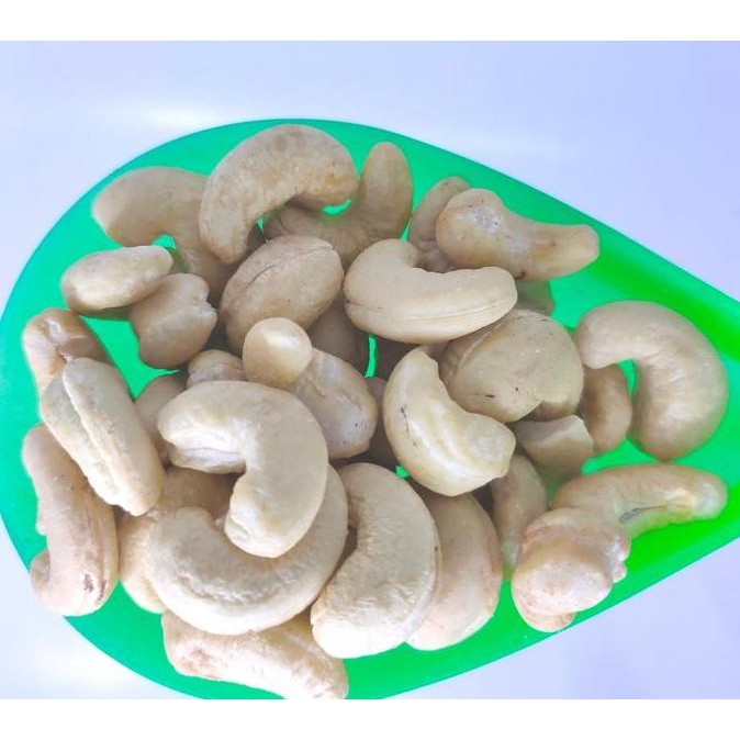

Promo 500G Kacang Mede - Mete - Mentah - Raw Cashew - Jumbo - Utuh Sulawesi