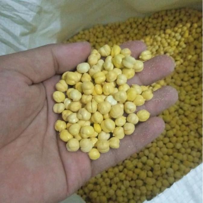 

HIW Kacang arab original cheekpeas renyah gurih dan fres Camilan Snack Food