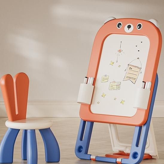 

READY SET PAPAN TULIS PORTABLE WHITEBOARD DAN KURSI ANAK HB029 FREE SPIDOL, TEMPELAN ANGKA MAGNETIC, PENGAHPUS, BUCKET IDE KADO HADIAH ULANG TAHUN ANAK UMUR 1 2 3 4 5 6 7 SET PAPAN TULIS MENGGAMBAR CORAT CORET ANAK BALITA TK SD WHITEBOARD MAGNETIC