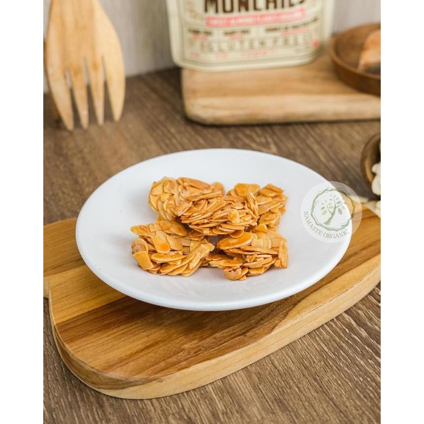 

HIW CRUNCHY MUNCHIES - GLUTEN FREE SWEET ALMOND FLAKES ORIGINAL 80GR