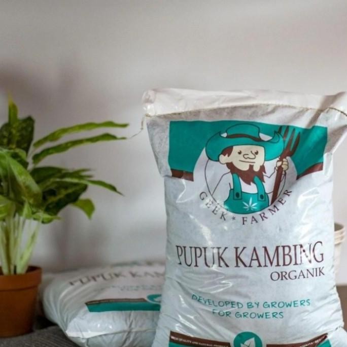 

Terlaris Pupuk Organik Kandang Kambing Halus ( Geek Farmer ) Khusus Gojek-Grab