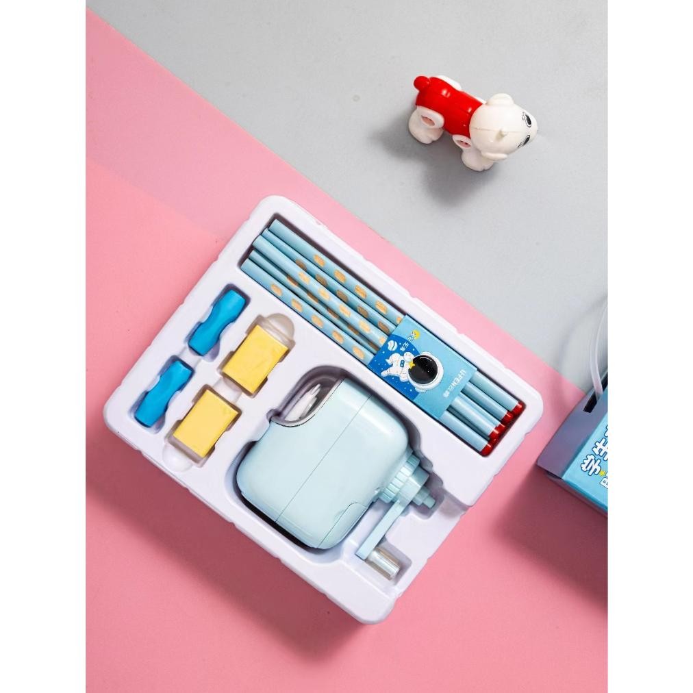 

Study Set / Stationery Set DELI 4 In 1 Rautan Pensil 12Pcs Pensil 2 Penghapus Dan 2 Penutup Pensil