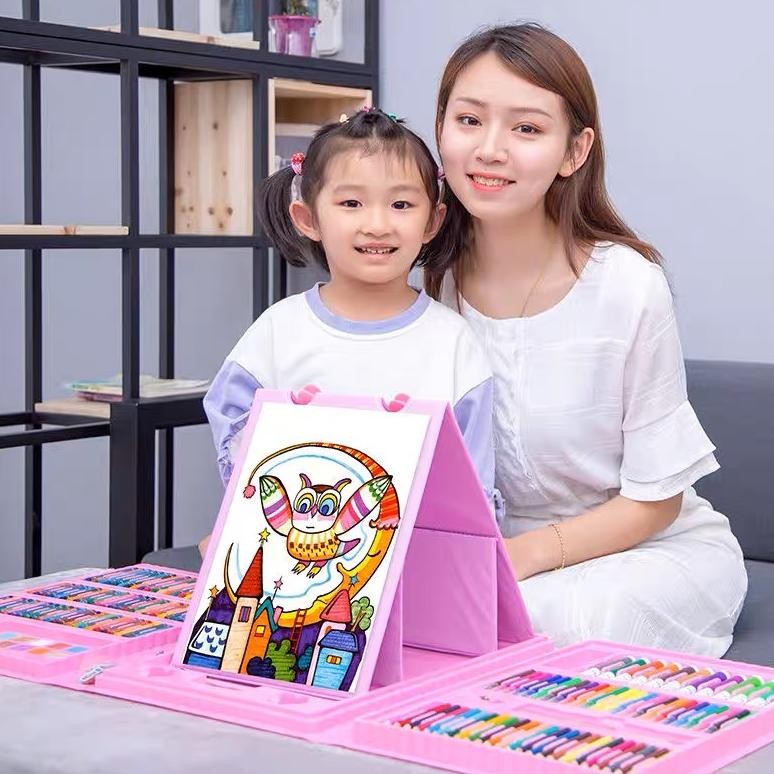 

Solusi Crayon Set Peralatan Gambar Lukis Pensil Warna/ Art Set Isi 150 Pcs