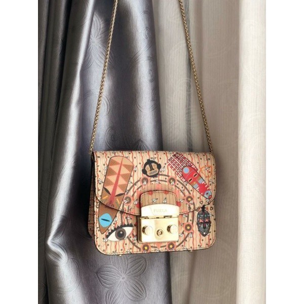 FURLA Sling Bag Preloved LIKE NEW