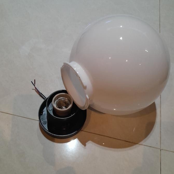 Kap Lampu Taman Bulat Susu
