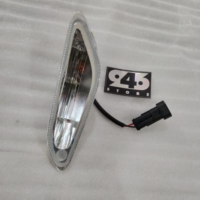 Lampu Sein Kiri Belakang Vespa Sprint / Primavera