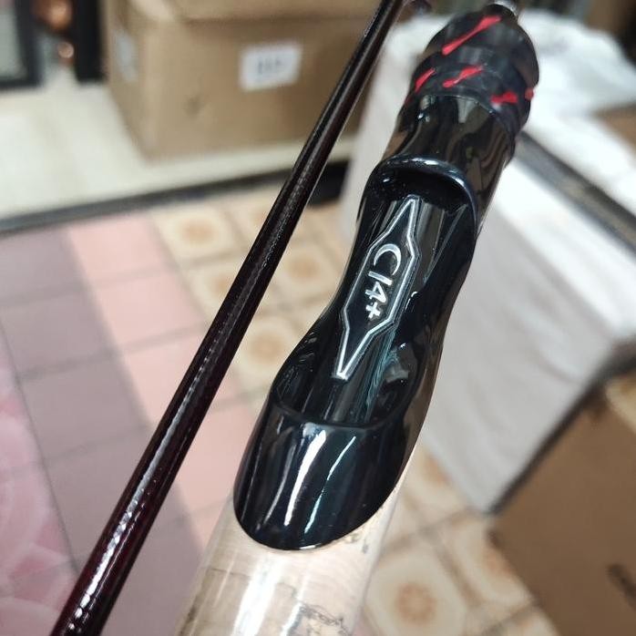 

Terlaris Joran Galatama Ikan Mas Elito Epic Extreme Master C14 602 17Lb Hollow Eva Motif Kayu