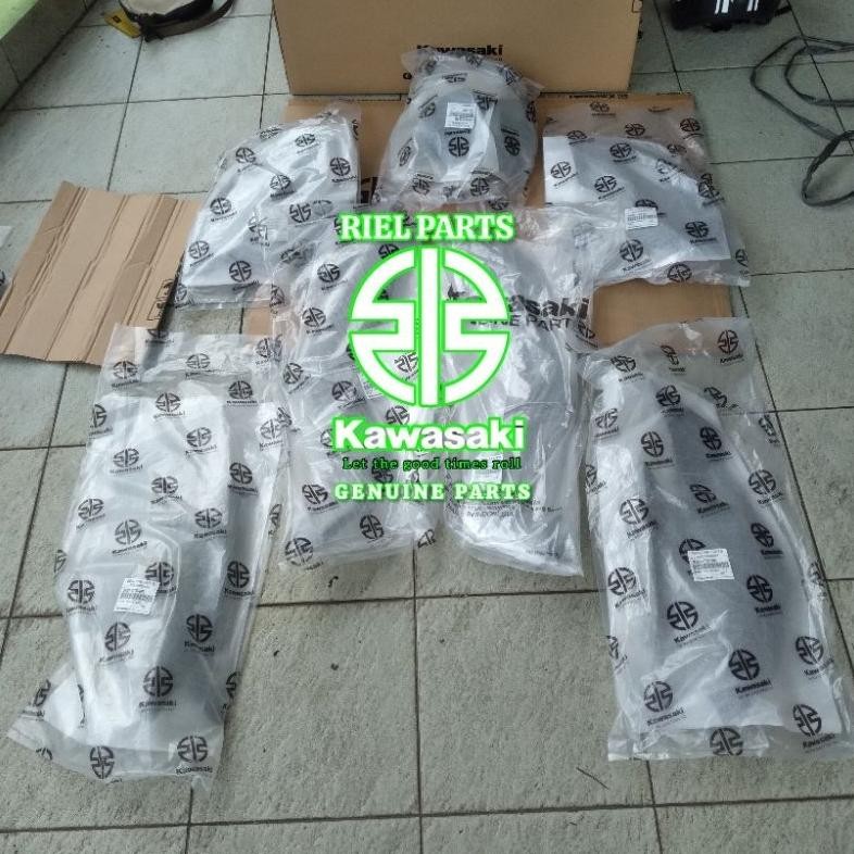 BODY FULL SET+BATOK+SPAKBOR BELAKANG  KLX 150 SM(SUPERMOTO) SE ORIGINAL KAWASAKI