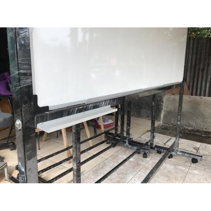 

whiteboard standing 90X240 Kualitas Original