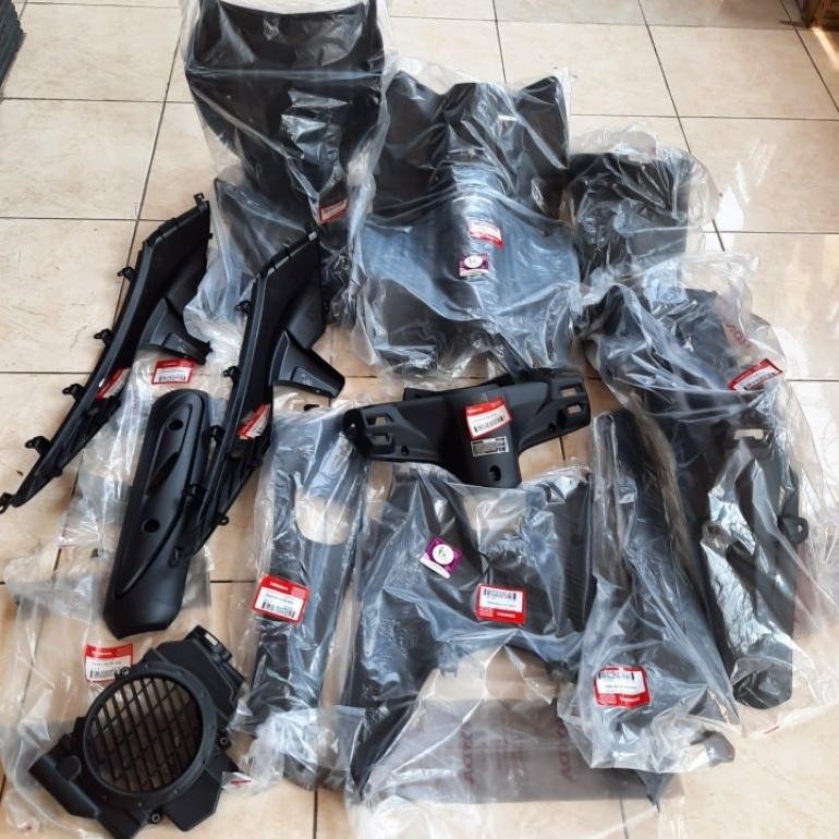 Cover Body Kasar Fullset Vario Karbu 110 Lama Original AHM