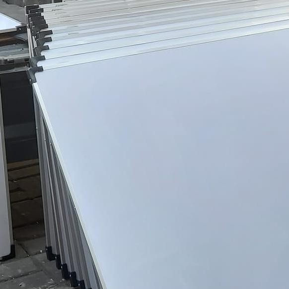 

whiteboard nonmagnet 90 x 140 cm Formika Kualitas Original