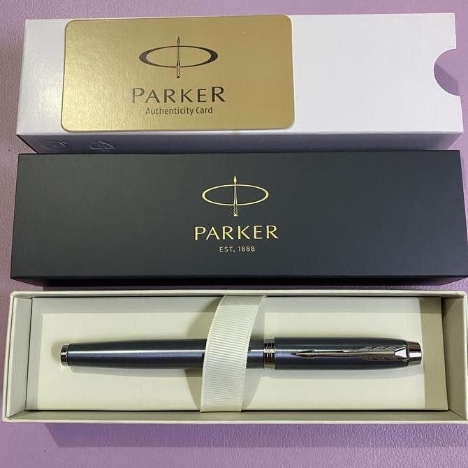 

Pulpen Parker Im New Original Roller Ball light Blue Chrome Tri Kualitas Original
