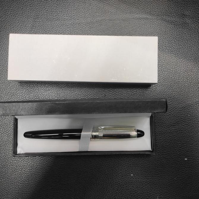 

Pulpen Mewah Crocodile + Gratis Grafir Laser Nama +Box Transparan Abu" Kualitas Original