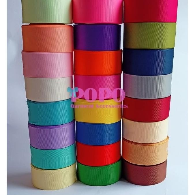 

Pita Grossgrain Lebar 4Cm 112Inchi Per Roll 18Meter
