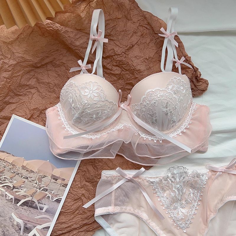 Set Pakaian Dalam Lucu Berkualitas Tinggi  Set Bra Renda Lolita Set Bra Push Up Tanpa Kabel Nyaman