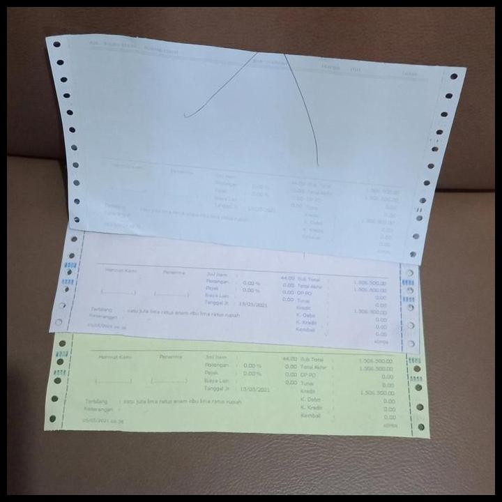 

Terlaris Kertas Continuous Form 3Ply 9,5X11"/2 Good Quality